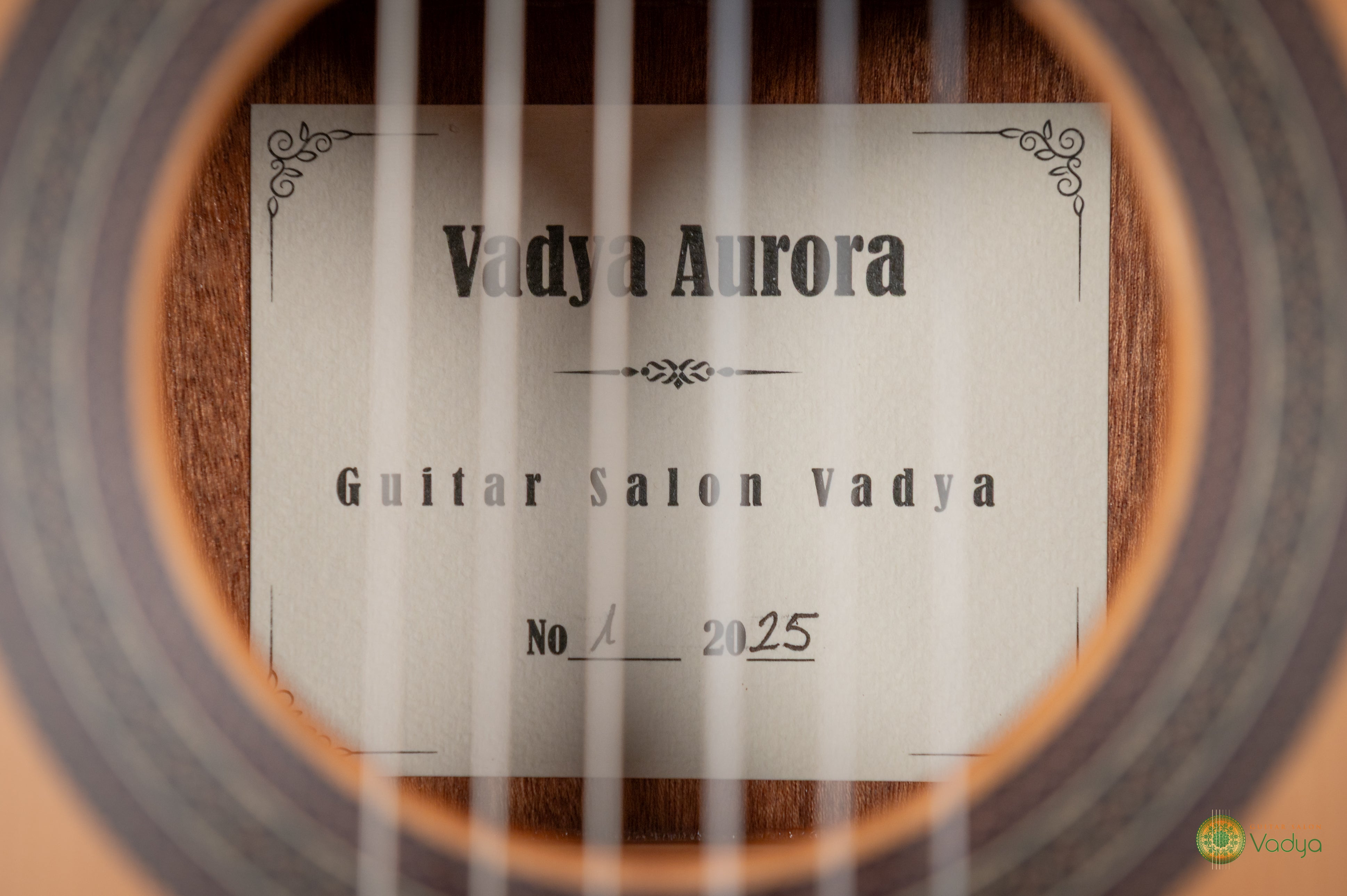 Vadya Aurora - 3/4