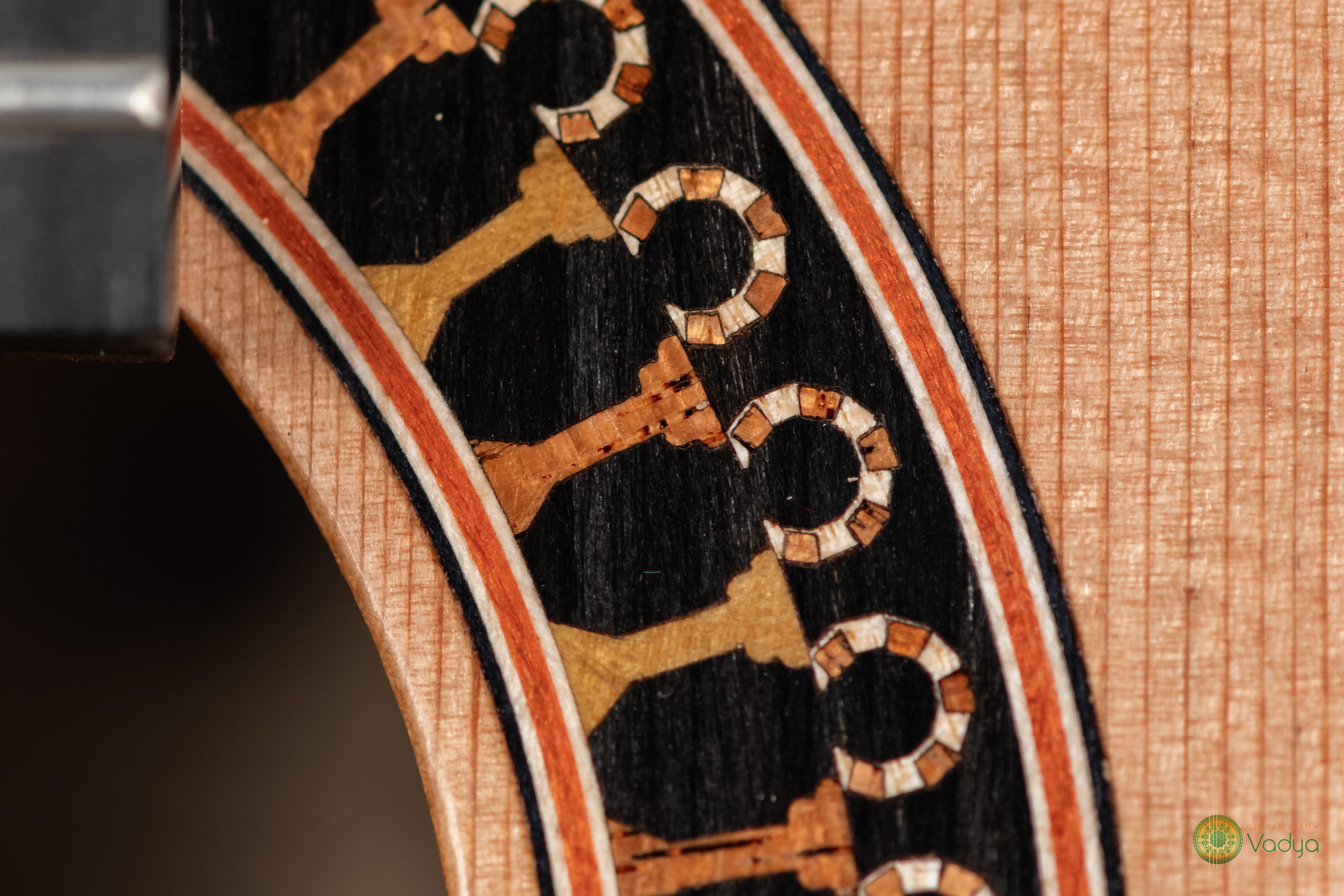 Yulong Guo “Philharmonic” Cedar Double Top Concert Guitar