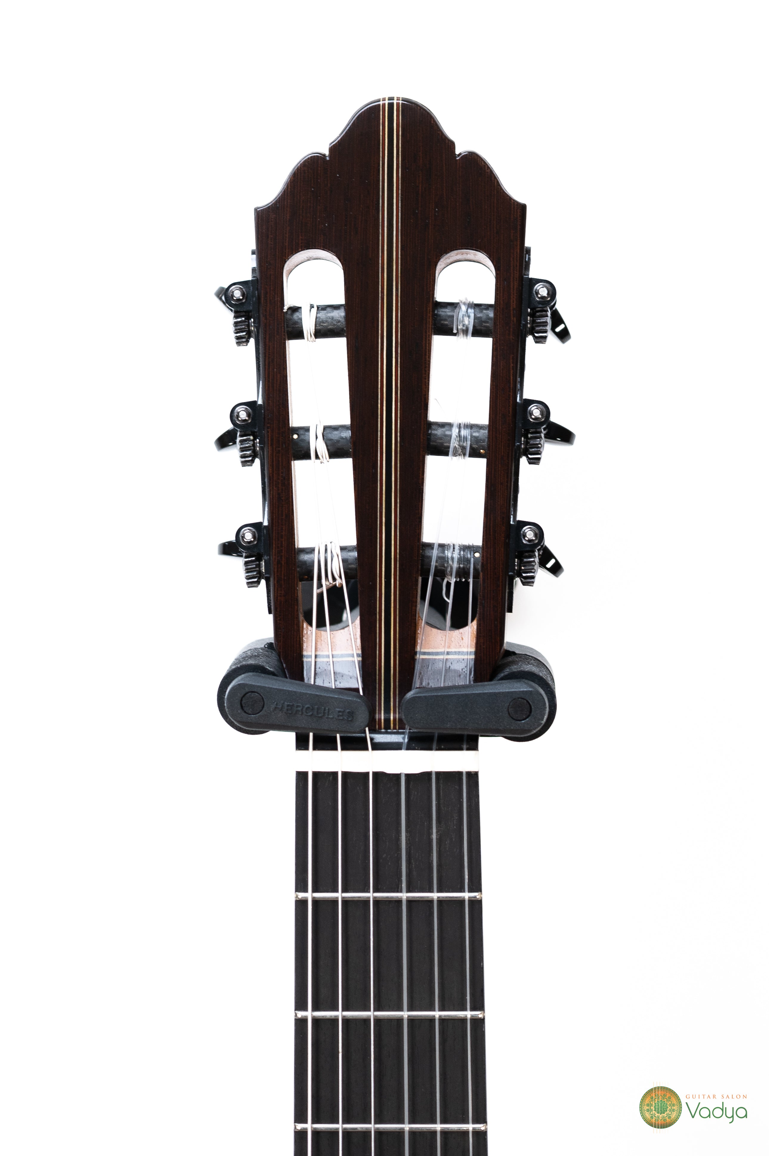 Dragan Neshic “Especial” No. 4.2026 – Double-Top Concert Guitar