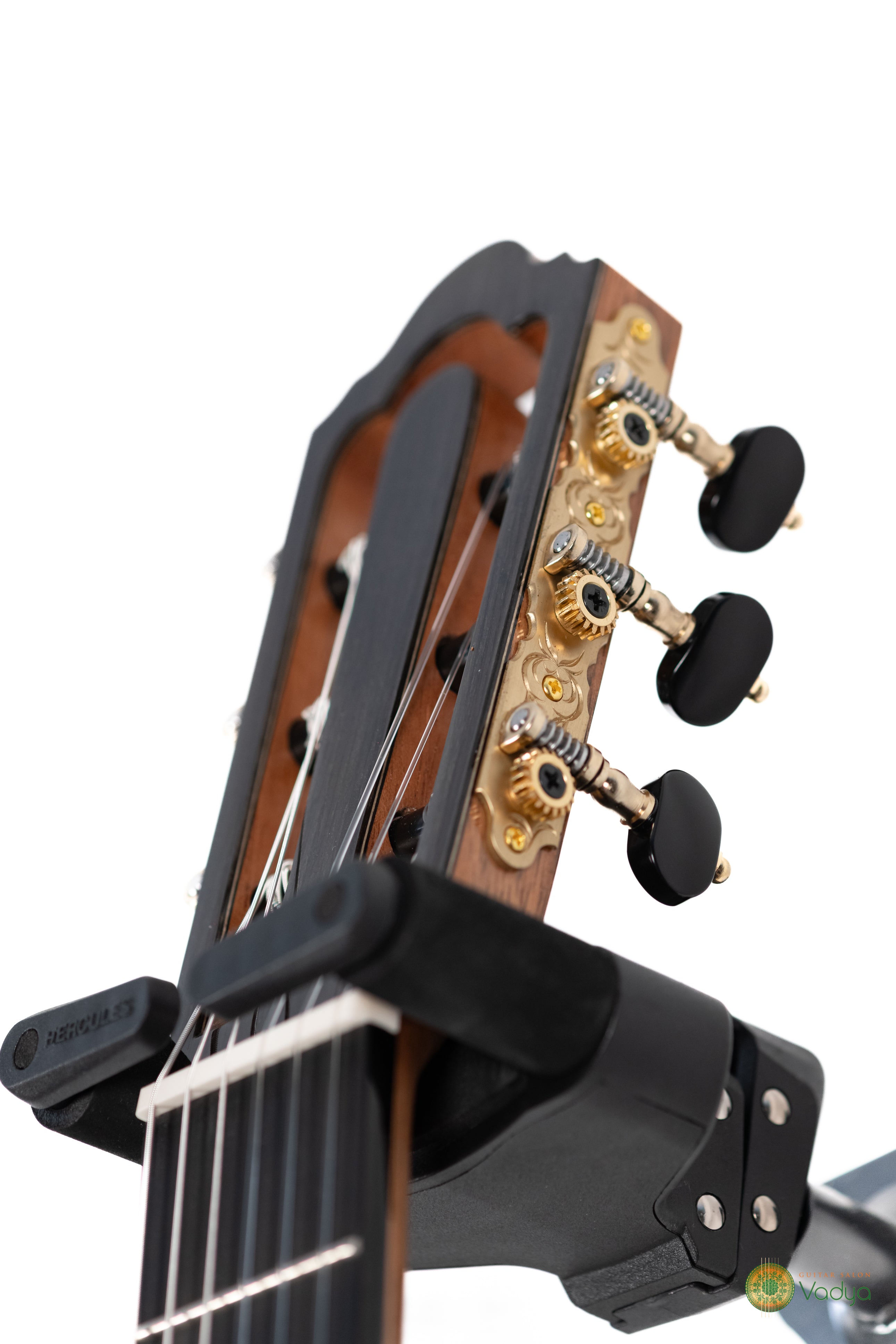 Yulong Guo “Philharmonic” Cedar Double Top Concert Guitar